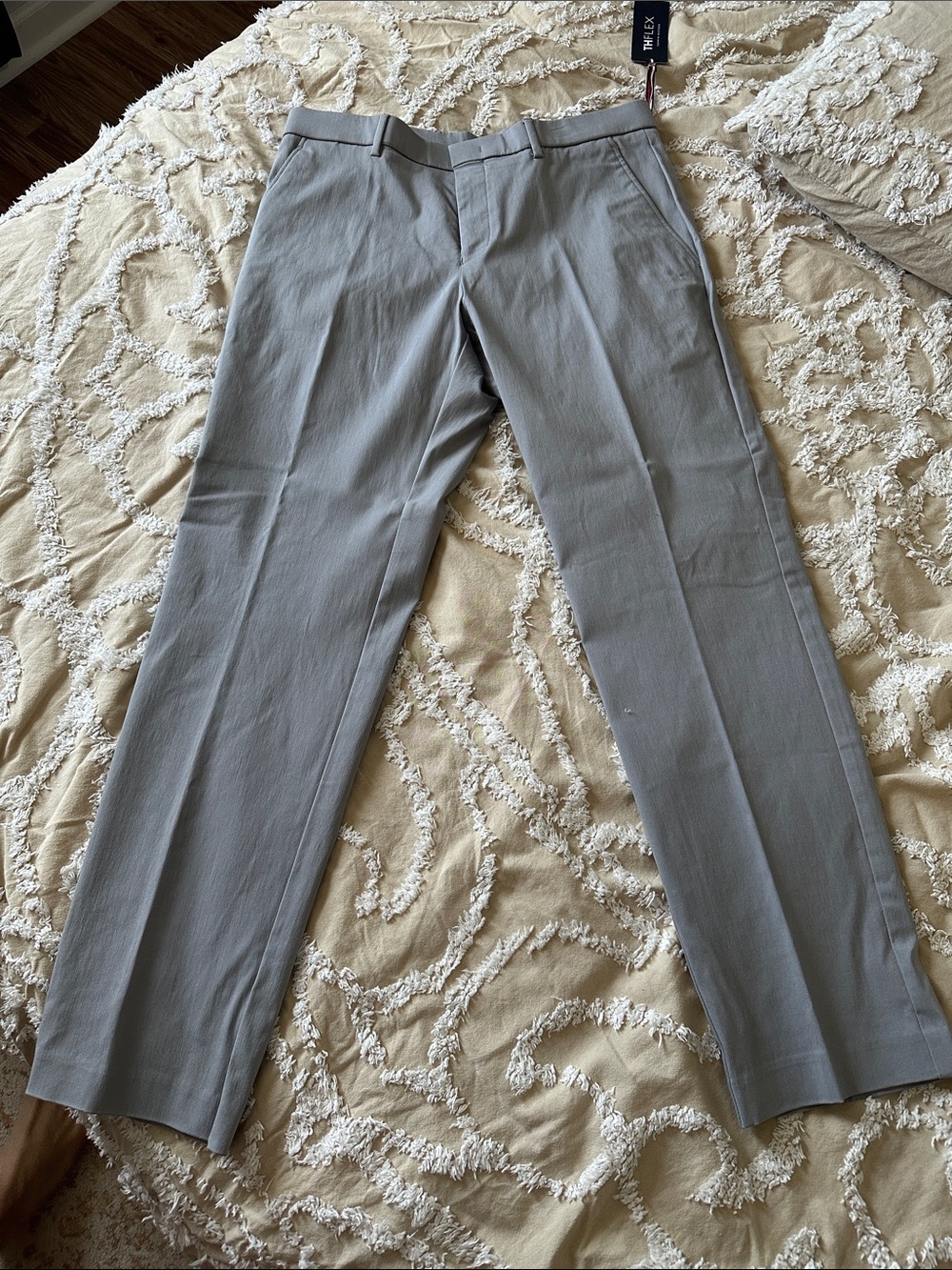 Tommy Hilfiger Men's Gray Dress Pants NWT 32Wx30L